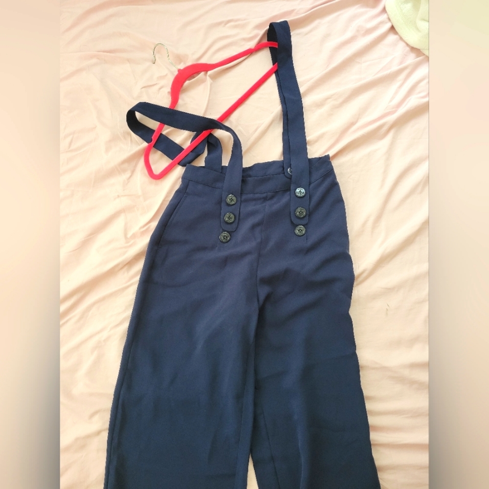Sailor high waisted pants with suspenders in dark blue